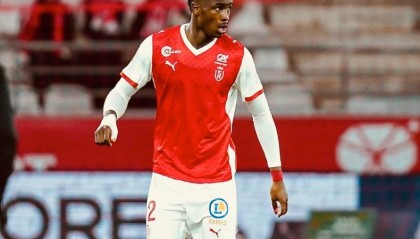 开云注册网址-记者：国米找兰斯谈20岁中卫阿卜杜勒-科内，兰斯要价2000万