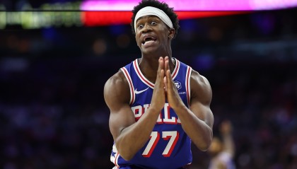 开云下载-上半场轰80分！埃奇库姆：我们不想连输同一支球队两次