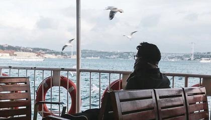 开云官网-NBA-公牛8人上双114-111险胜凯尔特人取4连胜